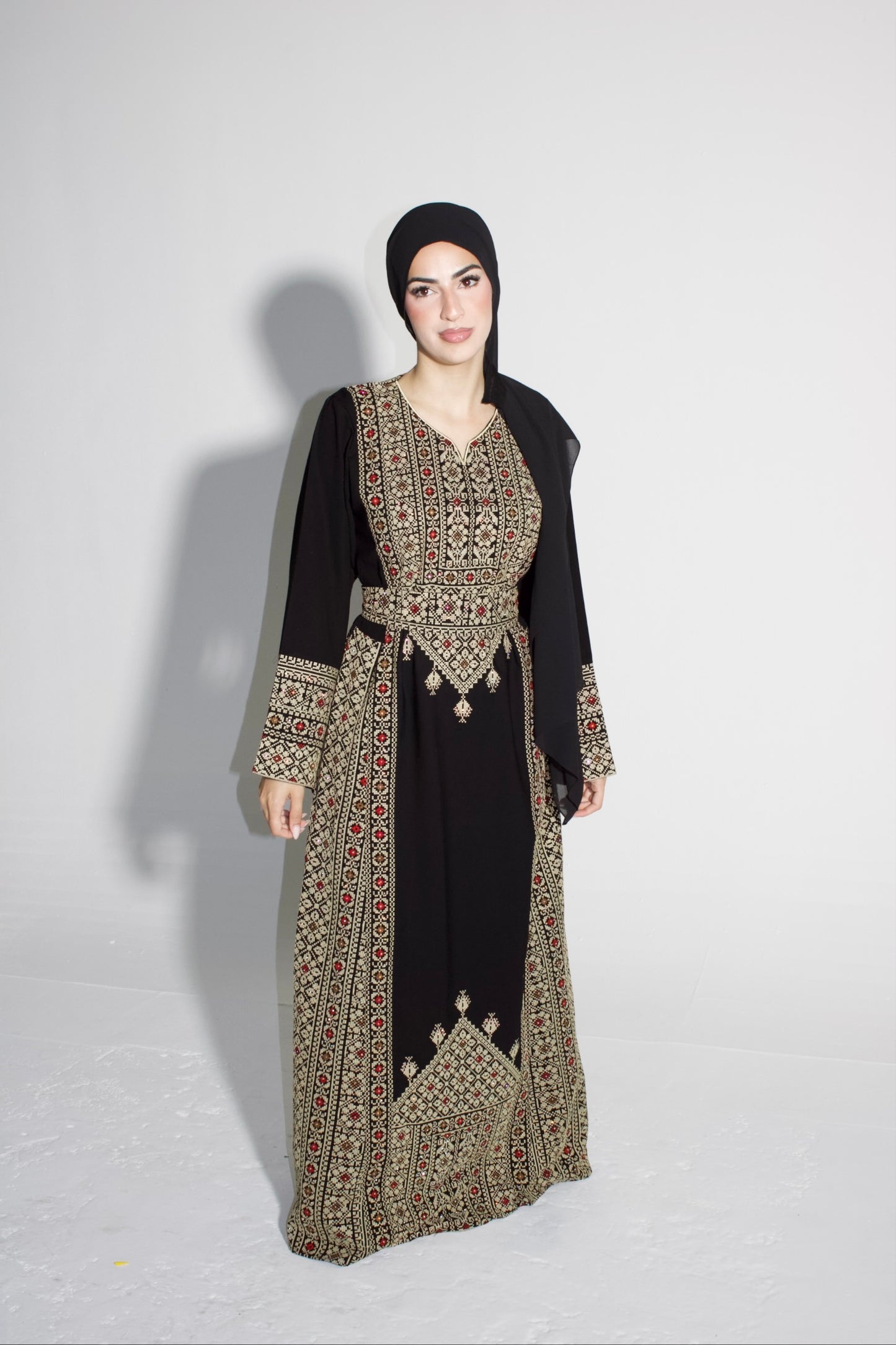 Palestinian Thobe