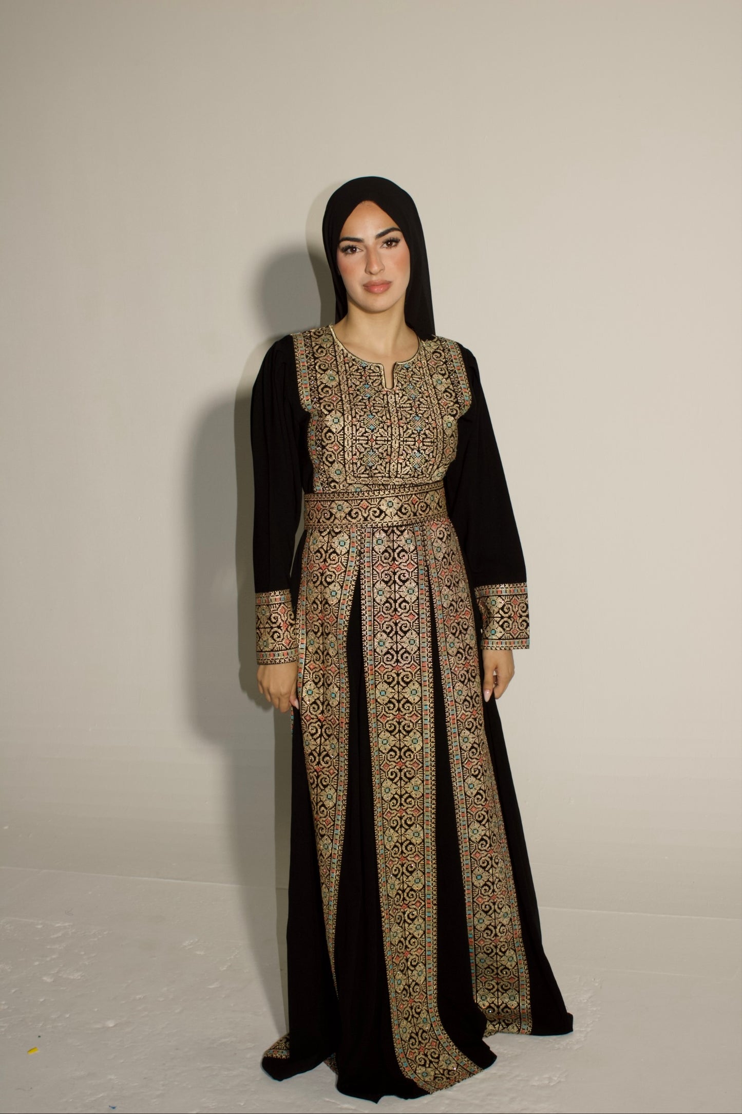 Palestinian Thobe