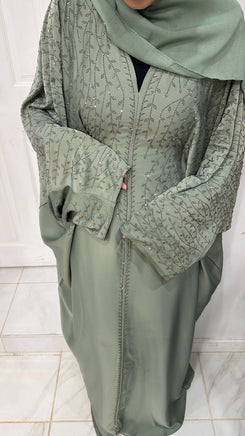 Aseefa (عسيفة) Sage Green