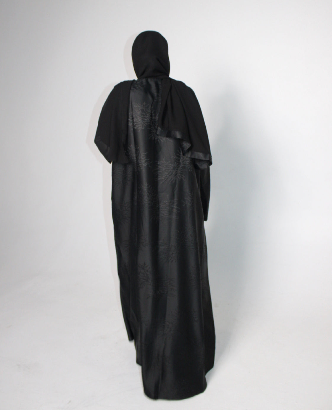 Aaida Abaya in Dark Black